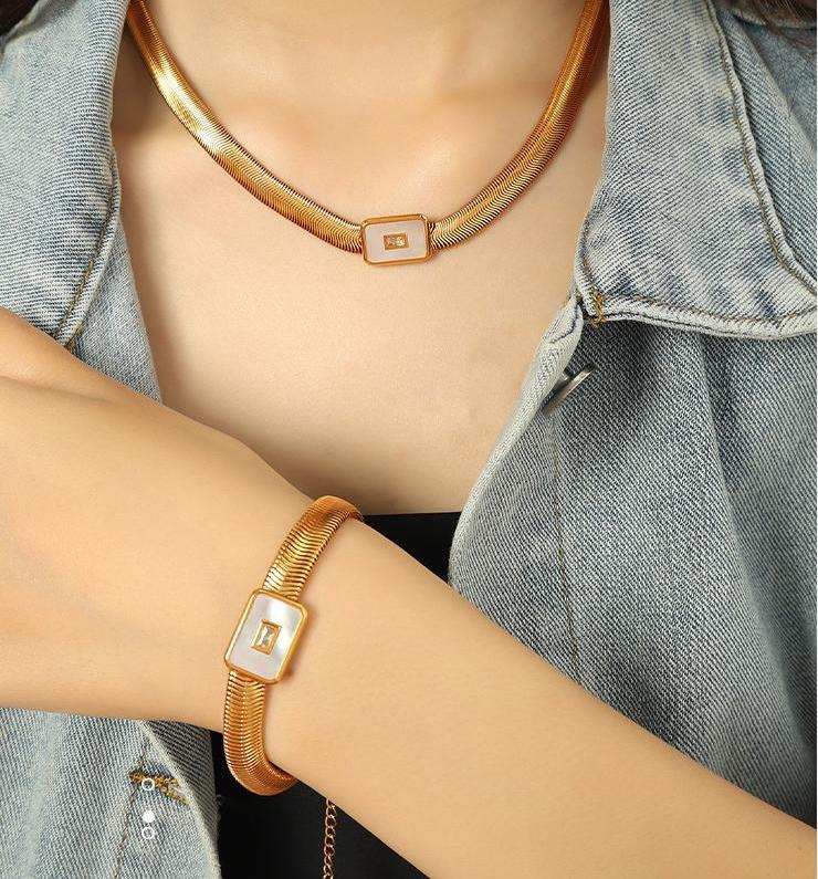 Flat Snake Chain Jewelry Set – Shell and Turquoise Necklace with Coordinated Bracelet & Earrings