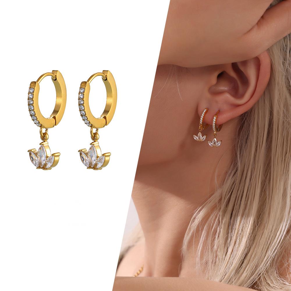 Pavé Diamond Clover Earrings – 18K Gold Vermeil with Micro Pavé Detailing