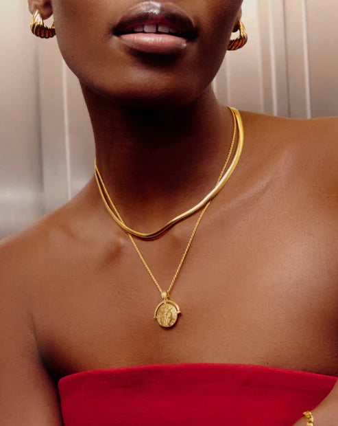 Gold Roman Arc Pendant Necklace – Ancient-Inspired, Adjustable Rope Chain