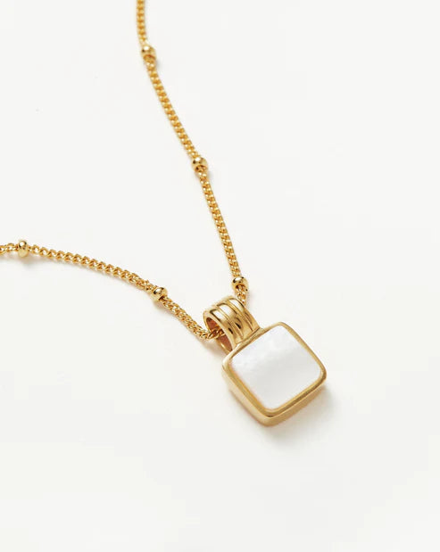 Mother of Pearl Bobble Chain Necklace – Square Pendant with Ridge Link