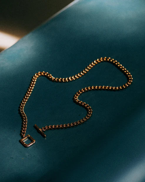 Chunky Gold T-Bar Chain