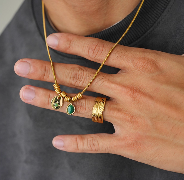 18K Gold-Plated American Retro Aventurine Pendant