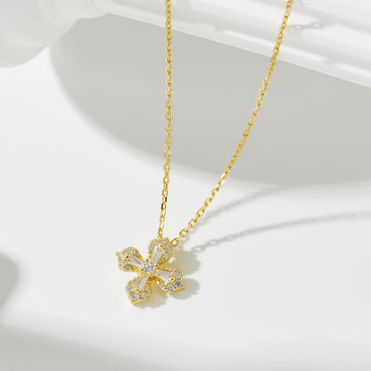 Luna Clover Zircon Necklace
