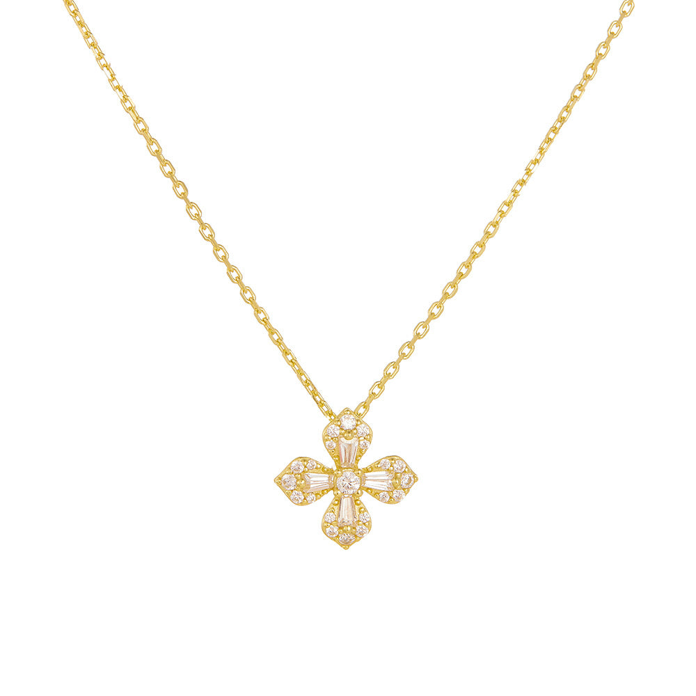 Luna Clover Zircon Necklace