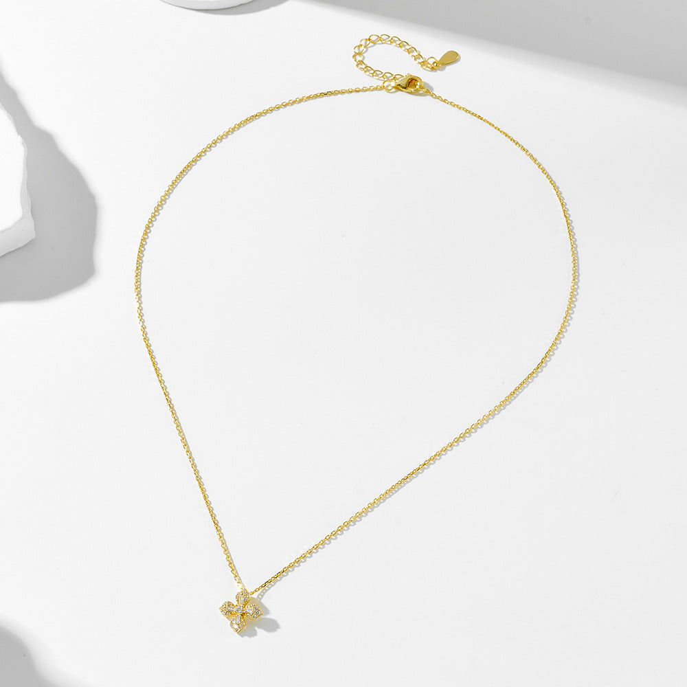 Luna Clover Zircon Necklace
