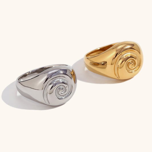 Solaris 18K Gold Sculptural Spiral Dome Ring