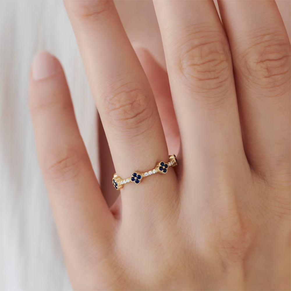 Luna Clover Zircon Ring
