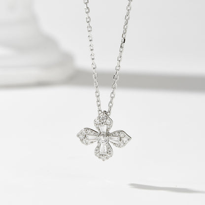 Luna Clover Zircon Necklace
