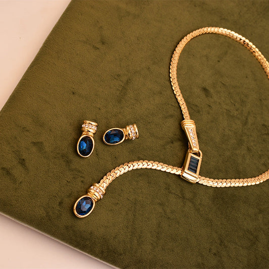 Midnight Azure 18K Gold Y-Shaped Sapphire Set