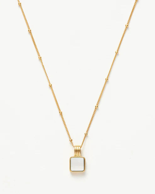 Mother of Pearl Bobble Chain Necklace – Square Pendant with Ridge Link